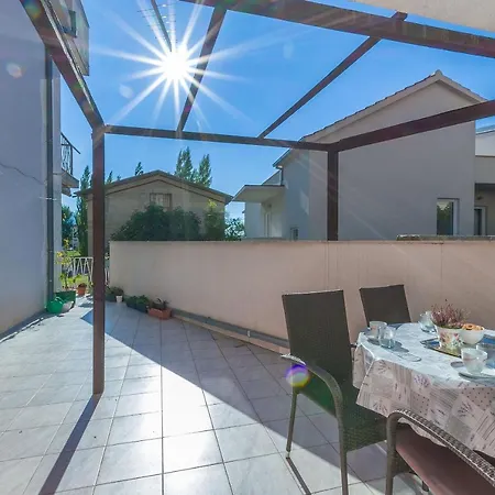 Apartment Ivana Omis
