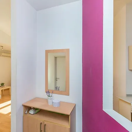 Ivana Apartment *