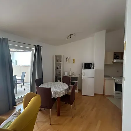 Ivana Apartment *